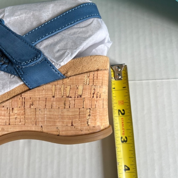 Baretraps Sz 6 M Ciara Blue Wedge Cork Heel Sandals Open Toe Straps - Picture 5 of 8